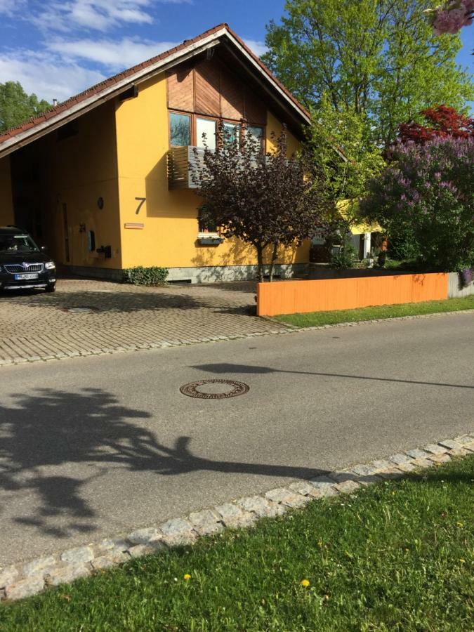 Zimmer In Lautrach Buitenkant foto